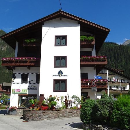 Appartementhaus Mayrhofen By Piaunddirk Екстер'єр фото
